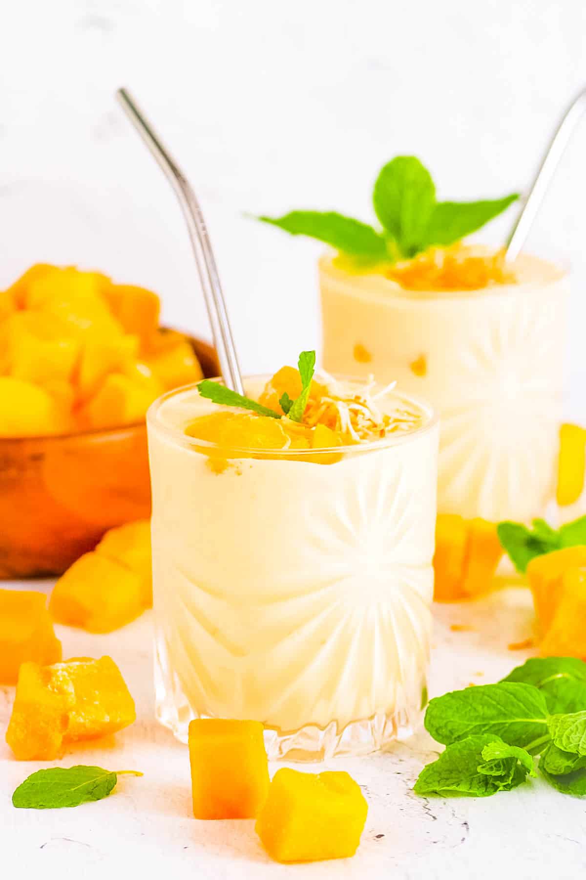 Nutrient Powerhouse Mango Protein Smoothie with Collagen